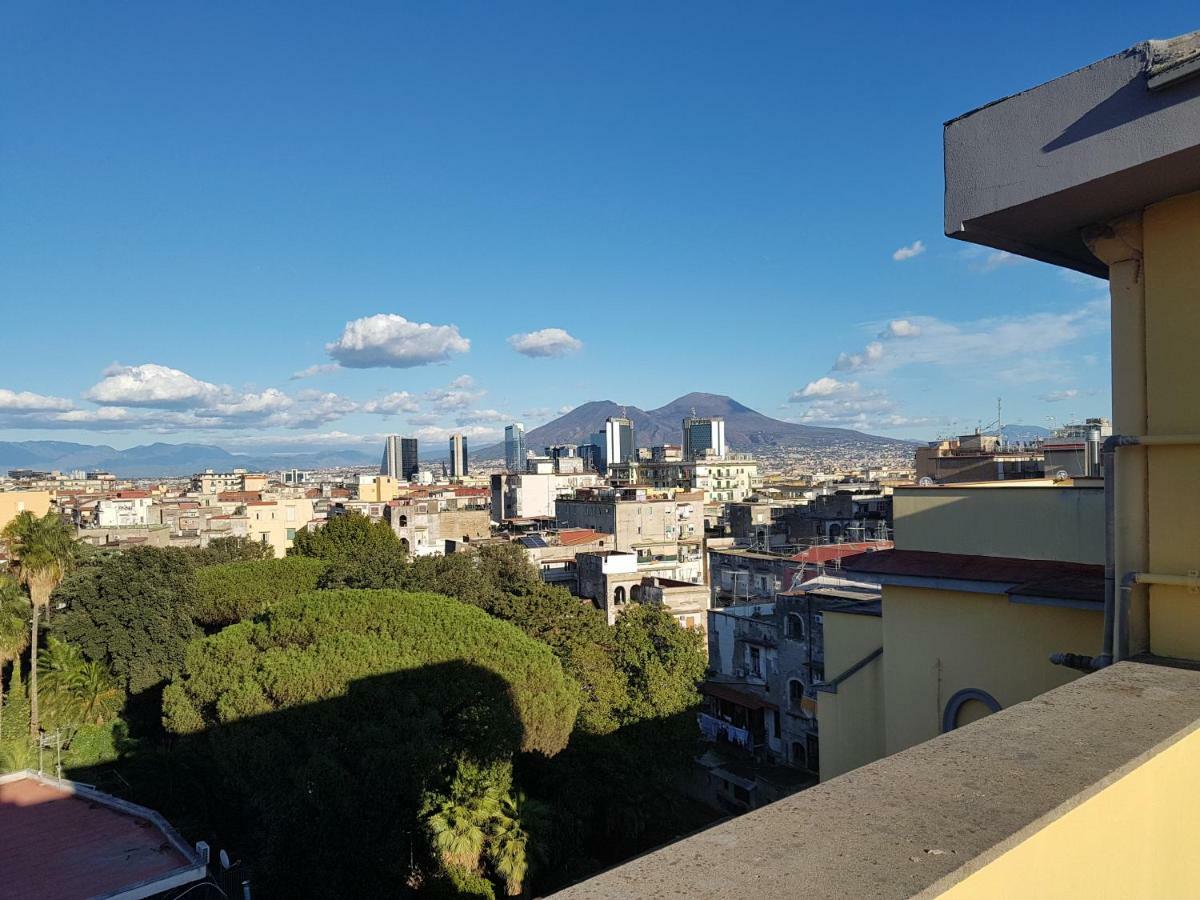 Momento Napoletano Daire Napoli Dış mekan fotoğraf